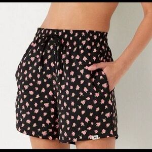 Victoria’s Secret pink board short black pink floral nwot medium swim